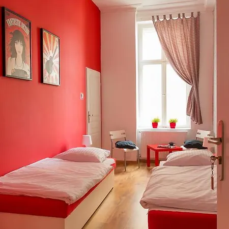 Hostel Retro *