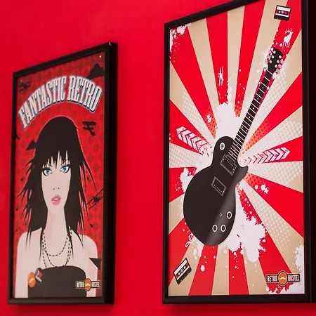 Retro Hostel *