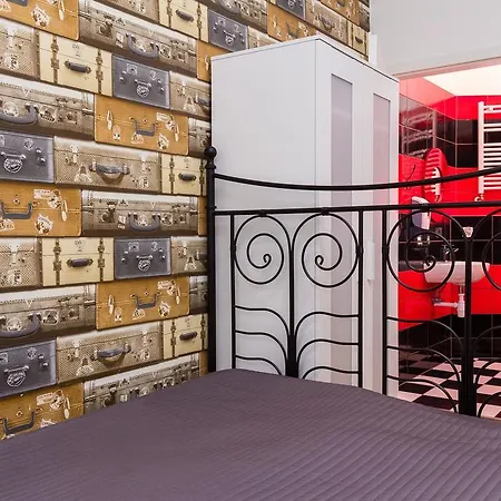 Retro Hostel Πόζναν