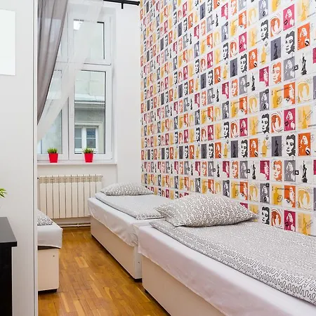Hostel Retro