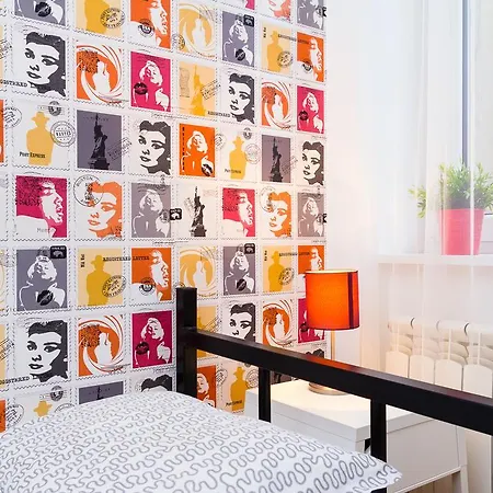 Hostel Retro
