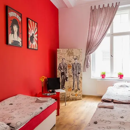 Hostel Retro