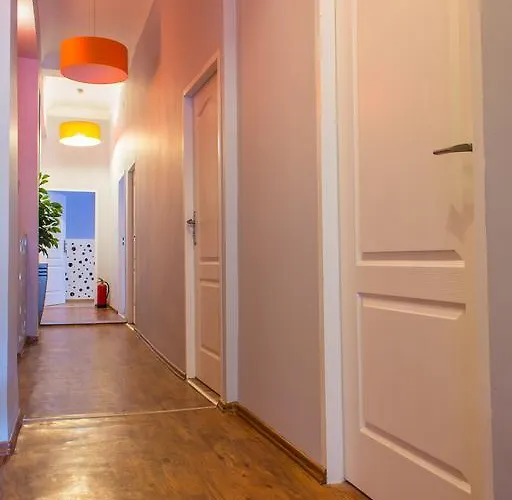 Retro Hostel Πόζναν